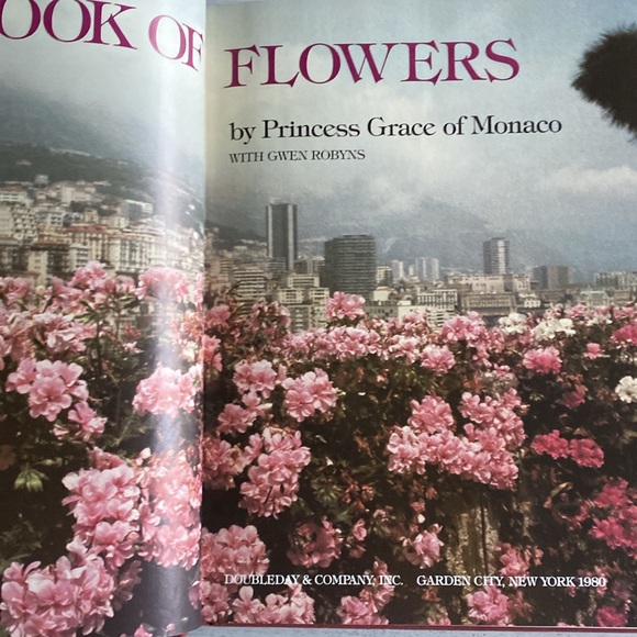 My Book of Flowers Princess Grace of Monaco by Gwen Robyns Hardcover Book - 1981 - Picture 4 of 15
